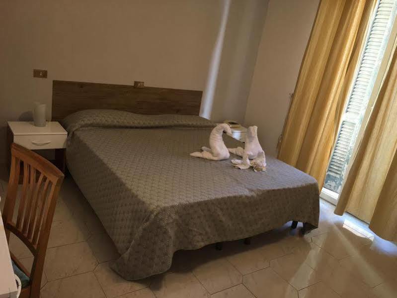 Hotel Le Orchidee Naples